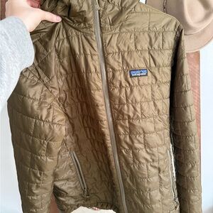 Patagonia Hooded Nano Puff Men’s Medium